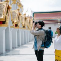 Top 10 greșeli culturale pe care turiștii le fac în vacanță. Una din șase persoane recunoaște că le-a comis