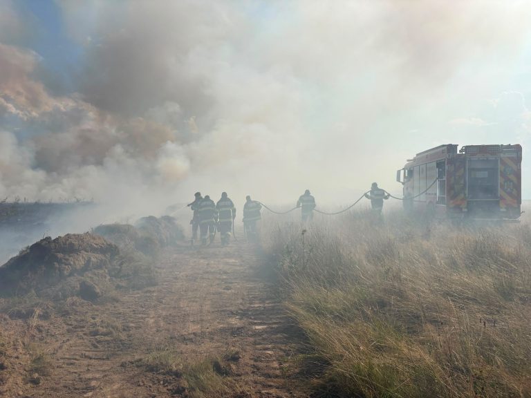 ULTIMA ORĂ/FOTO/VIDEO: Incendiu de PROPORȚII în județul Sibiu. Ard ZECI DE HECTARE