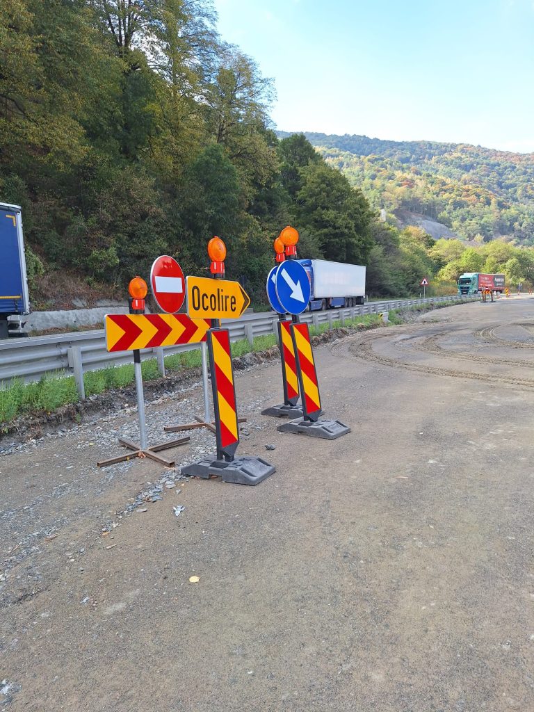 Schimbare MAJORĂ pe DN 7: Șoferii vor circula pe varianta de serviciu din această seară până la sfârșitul anului