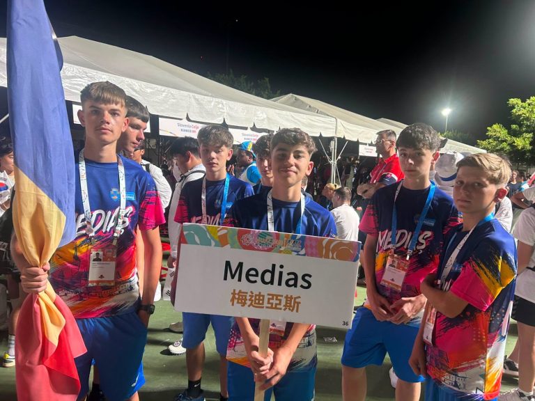 FOTO/VIDEO: Copiii din Mediaș au făcut spectacol în Taiwan. Rezultate excelente la atletism și fotbal