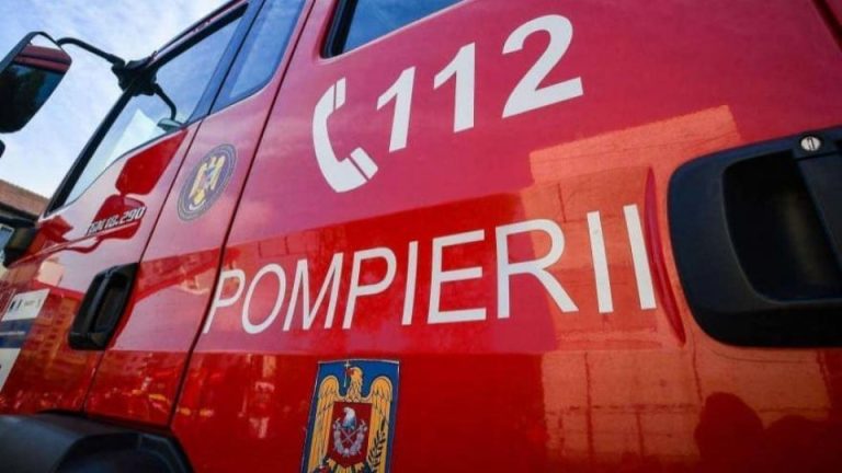 DECIZIE DURĂ: Pompier DAT AFARĂ pentru postări politice care îl favorizau pe Călin Georgescu