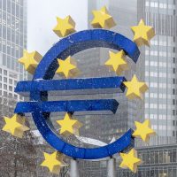 BCE avertizează: dobânzile creditelor din Europa ar putea crește din nou, pe fondul inflației și al scumpirii energiei