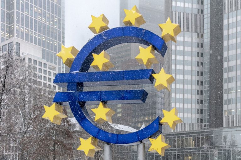 BCE avertizează: dobânzile creditelor din Europa ar putea crește din nou, pe fondul inflației și al scumpirii energiei