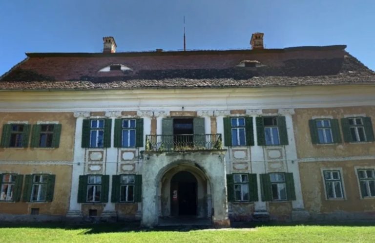 Castelul Brukenthal din Avrig renaște: investiție de peste 15 milioane de lei pentru restaurarea monumentului