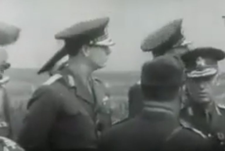 Cum a devenit 23 august 1944o zi istorică : Regele Mihai l-a demis pe Ion Antonescu, iar această dată a ajuns un simbol al regimului comunist