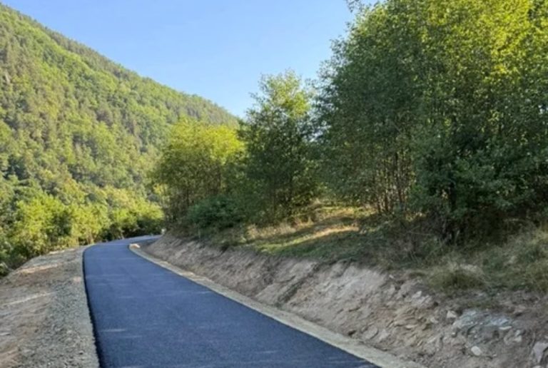 Pistă de biciclete pe traseul mocăniței din Sibiu, lângă cea mai veche hidrocentrală din România