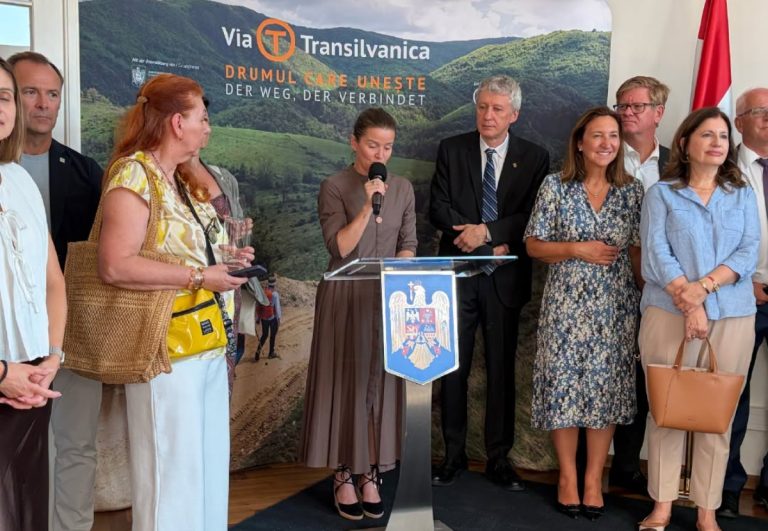 Via Transilvanica, promovată la Salzburg - Expoziție dedicată turismului sustenabil și patrimoniului cultural al României