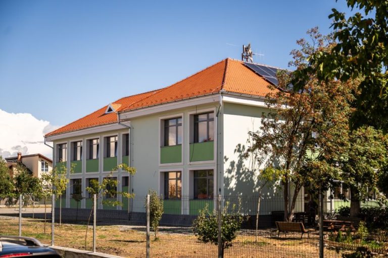 Școala nr. 23 din cartierul Țiglari, la finalul unui proiect de modernizare, de peste 7 milioane de lei