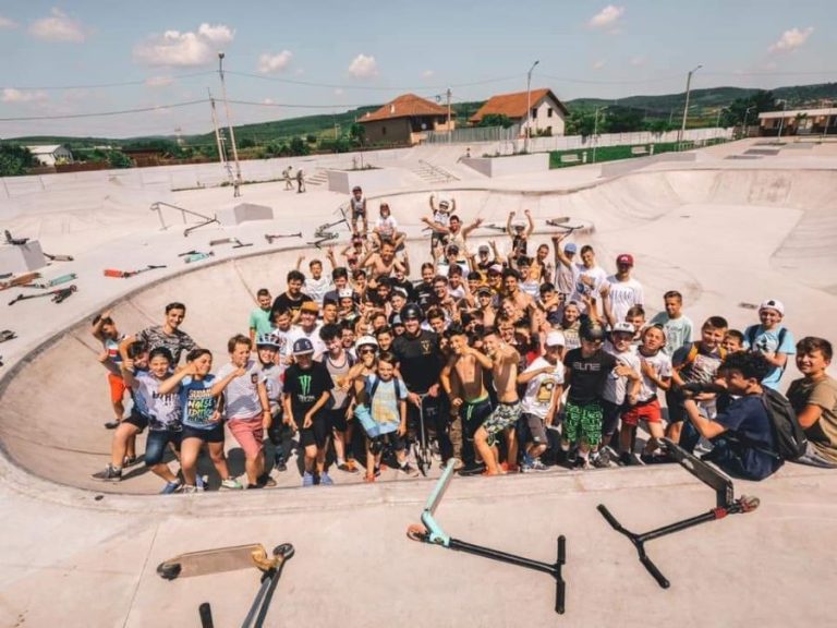 Măcar pentru o zi, partea plină a paharului: cinci lucruri bune făcute la Sibiu