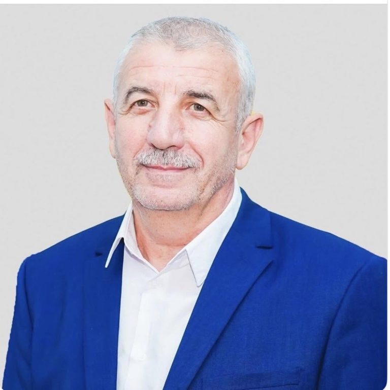 VIDEO: „După Klaus, Werner, Clotilde și Fritz, să mai vină un Siegfried? S-ar învârti eroii noștri, morții noștri în sicriu”. Mesajul controversat al primarului din Dumbrăveni