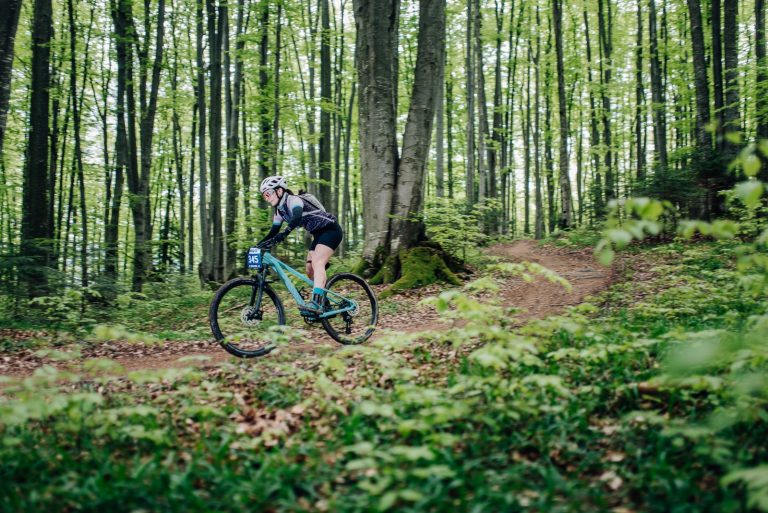 FOTO: 60 de kilometri printre Munții Făgăraș și satele Țării Oltului. Primul mare traseu de cicloturism prinde contur