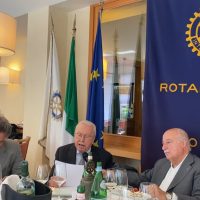 VIDEO - Alberto Bertani, la 101 ani, conduce, încă, o companie de 245 de milioane de euro, merge zilnic la birou, și nu folosește computerul