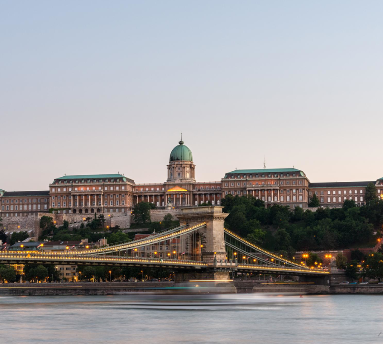 Sibiul se conectează cultural cu Budapesta