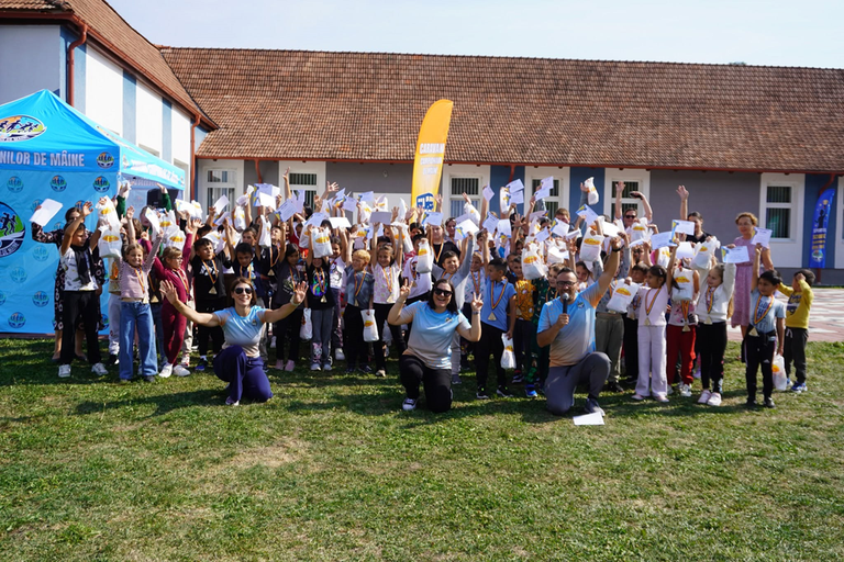 Copiii din Valea Viilor au transformat Caravana Campionilor de Mâine într-o adevărată sărbătoare