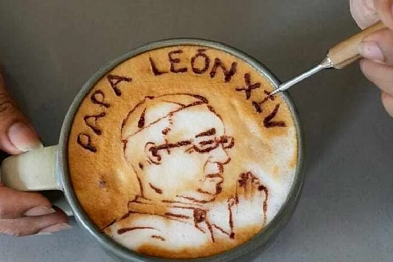 Papa Leon al XIV-lea, întâmpinat într-un mod inedit în Peru. Portretul Suveranului Pontif, realizat pe cafea