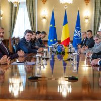 Minoritățile naționale îi cer lui Nicușor Dan să amâne desemnarea premierului: „Sperăm ca într-o săptămână, două, lucrurile să se schimbe”