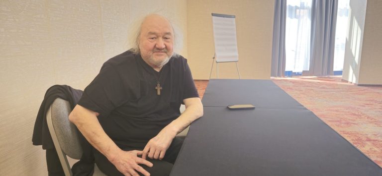 EXCLUSIV. Interviu Adrian Ordean: „Întotdeauna mi-am dorit ca atunci când urc pe scenă să obțin cea mai mare putere a acestui ritual global, care sunt aplauzele”