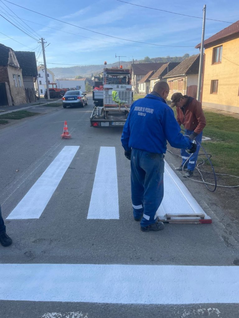 Mai multe drumuri din județul Sibiu, pregătite pentru plombări și reparații în aceste zile