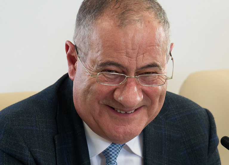 Ministru cu condamnare definitivă, propus în Guvern! Replica SCANDALOASĂ a premierului desemnat: „Este un om competent”
