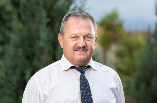 Avrig: Primarul Adrian David își folosește mașina personală, în interes de serviciu. Cât a decontat din 2024 până acum