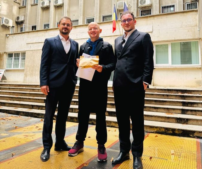 Situație absurdă. 25 de grame de canabis medicinal, restituite de DIICOT în baza unei decizii definitive, confiscate din nou după o oră de jandarmi. Exclusiv, Avocatul Sebastian Nagy relatează cazul pentru Sibiu100%