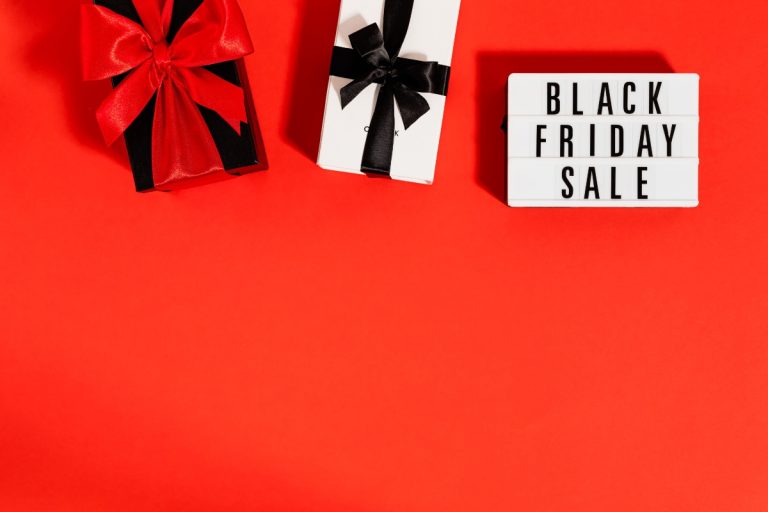 Black Friday 2026: 70% dintre români vor să cumpere. Ce produse preferă femeile și bărbații