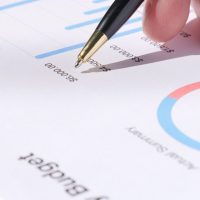 Guvernul Niculescu propune tăieri de 386 de milioane de lei din bugetul Educației și Cercetării, la prima rectificare bugetară din 2026