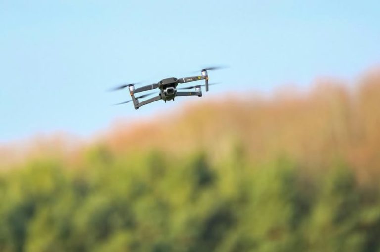 Atenție: Zboruri cu drone, în orașul Avrig. Primăria actualizează evidențele privind construcțiile