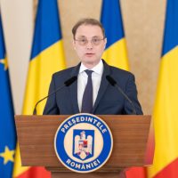 Luca Niculescu propune ca reformele OCDE să stea la baza viitorului program de guvernare. Apel la consens politic