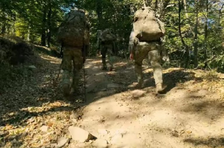 VIDEO: Mountain Challenge Competition 2026, la Sibiu: 12 echipe de cadeți, din 9 țări, se vor întrece în probe militare, în mediul montan